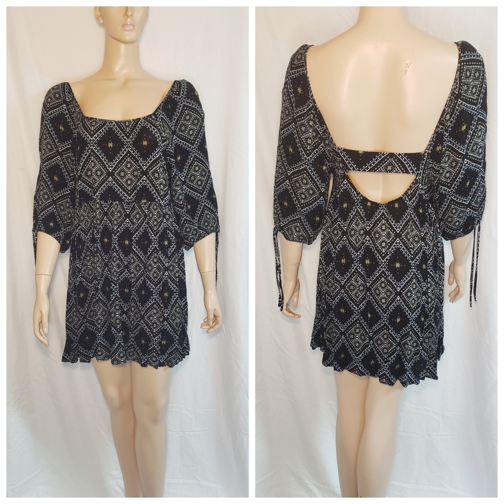 Vera Wang Boho Open Back Flowy Dress